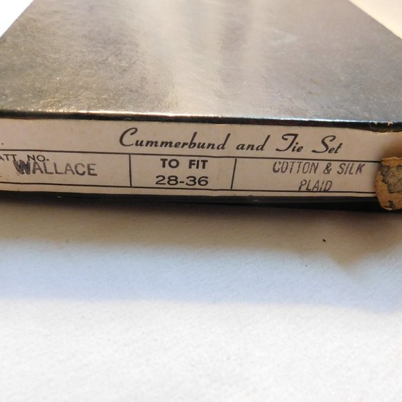 Vintage Wickbury Ltd. Plaid Cummerbund and Bow Tie Set - Picture 10 of 10